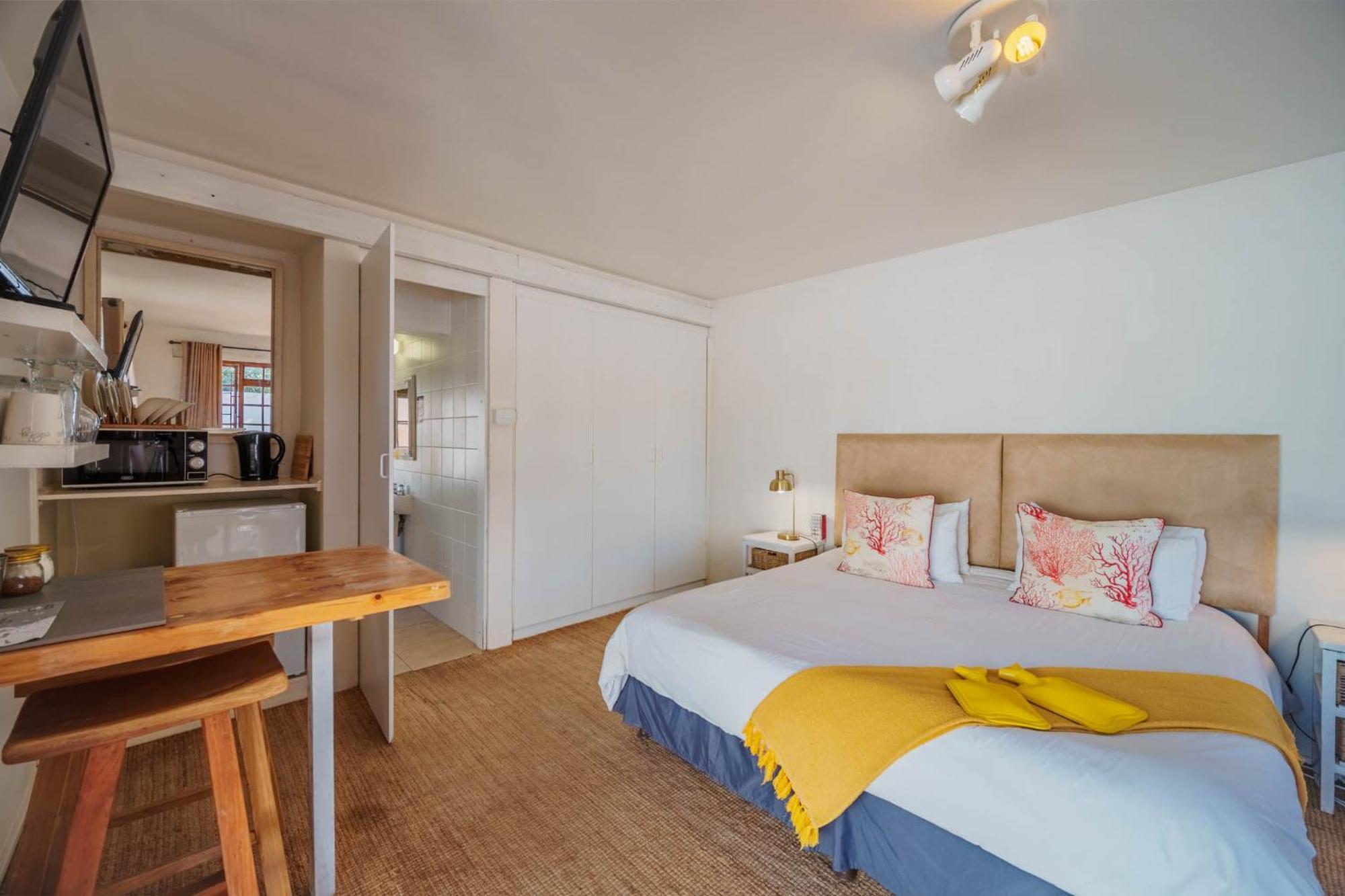 Cottage On College St Francis Bay Bilik gambar
