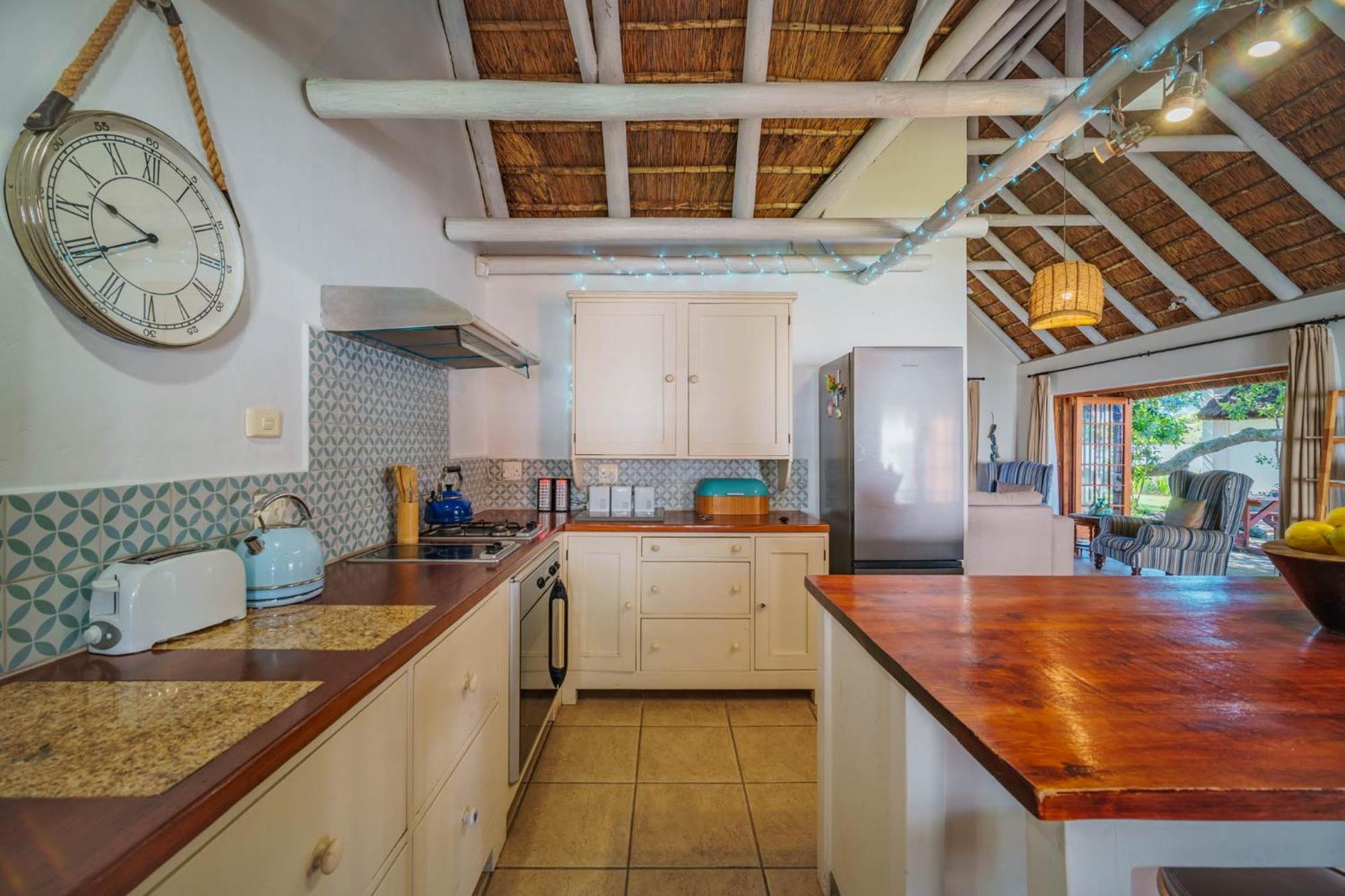 Cottage On College St Francis Bay Bilik gambar