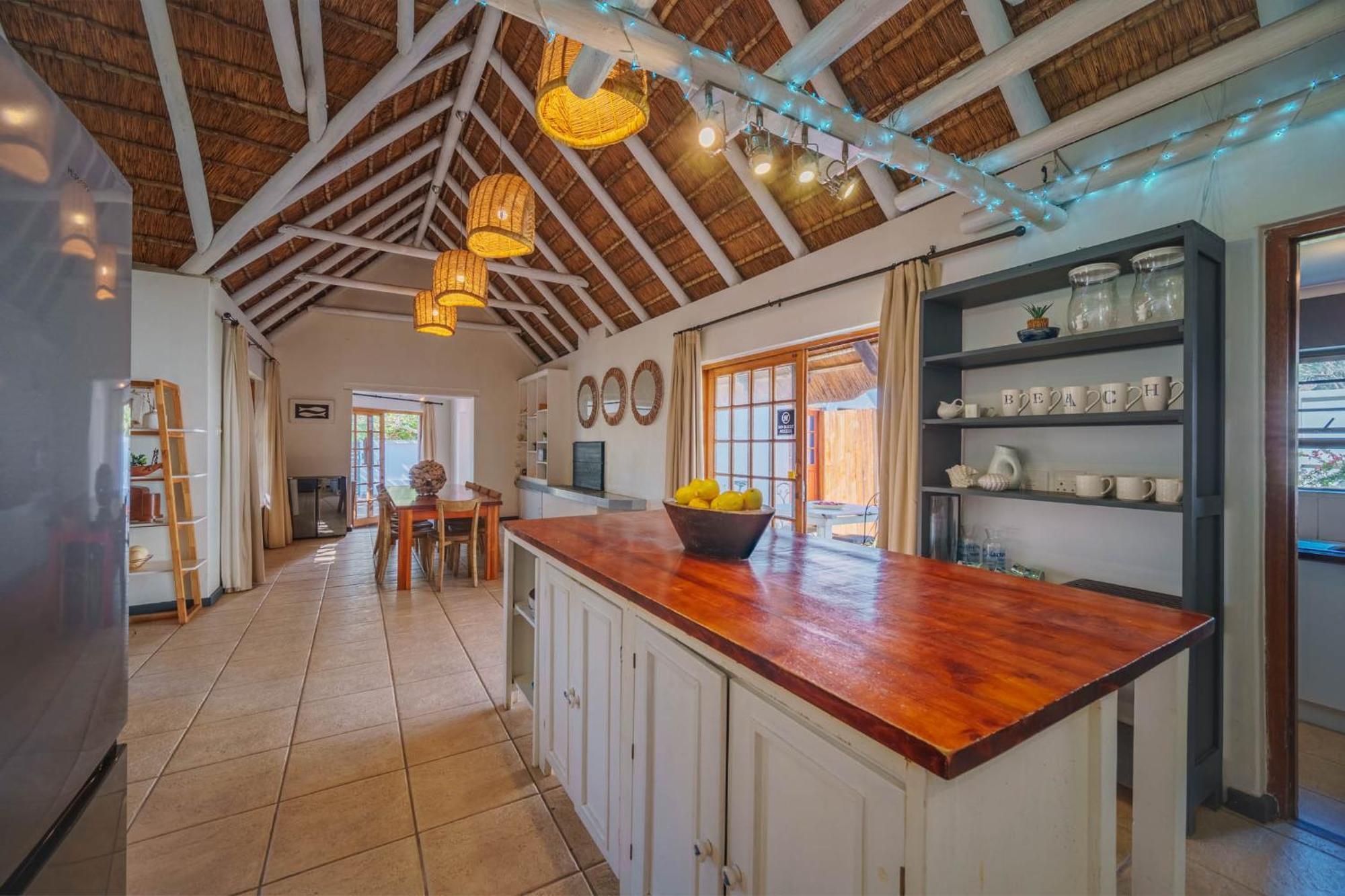 Cottage On College St Francis Bay Bilik gambar