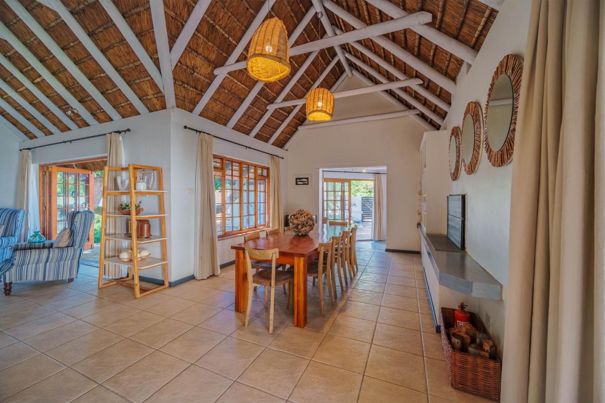 Cottage On College St Francis Bay Bilik gambar