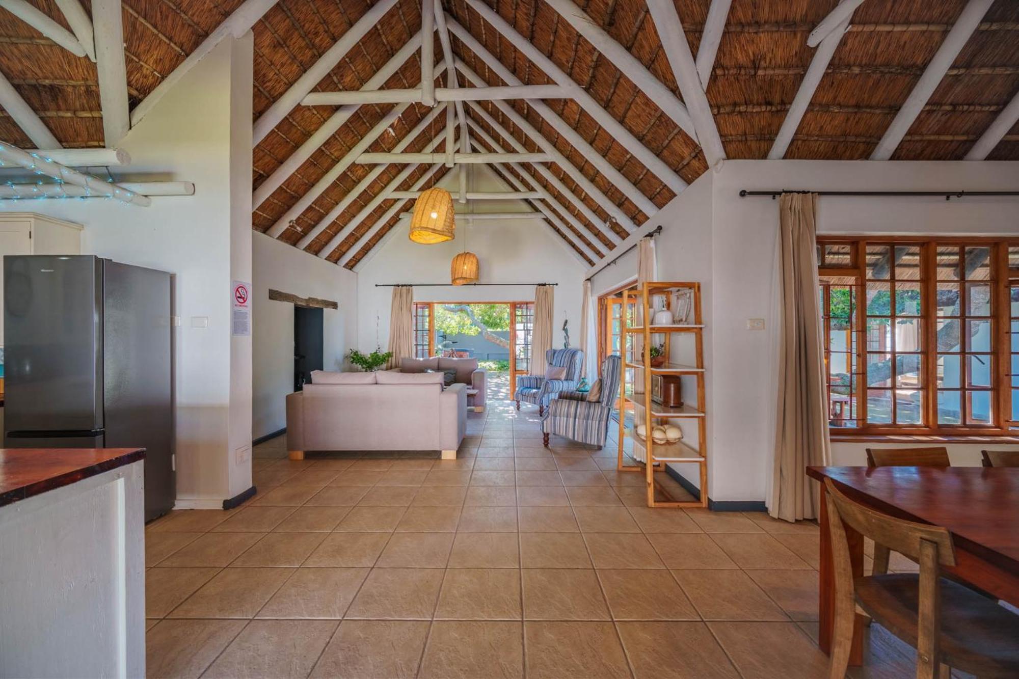 Cottage On College St Francis Bay Bilik gambar